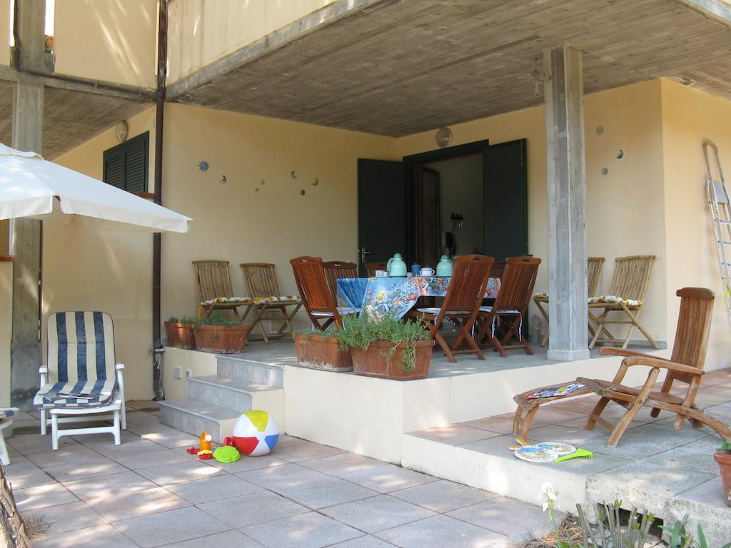 Gli Oleandri Apartment Capoliveri  Bilik gambar