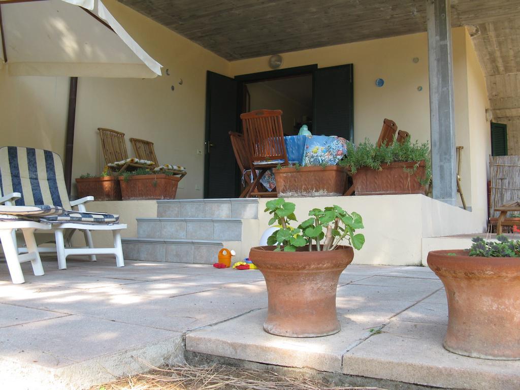 Gli Oleandri Apartment Capoliveri  Bilik gambar