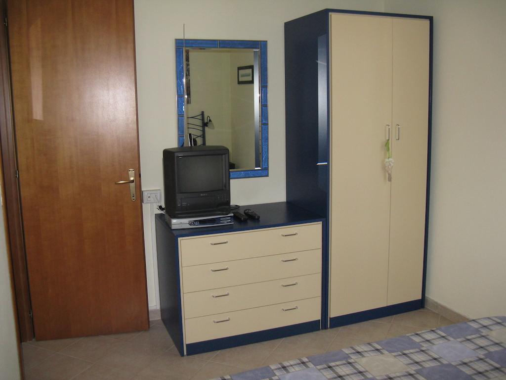 Gli Oleandri Apartment Capoliveri  Bilik gambar